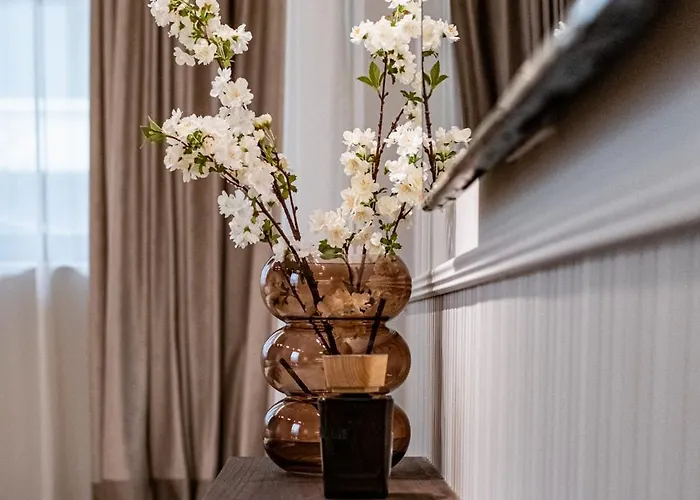 Azur Luxury شقة فارنا