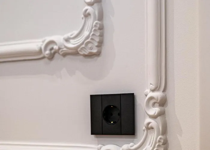 Azur Luxury فارنا